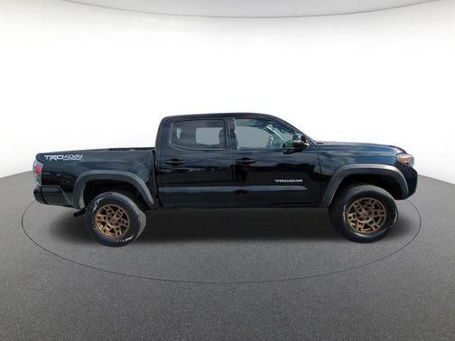 Midnight Black Metallic 2022 Toyota Tacoma TRD Pro