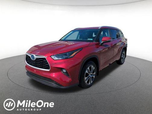 Ruby Flare Pearl 2023 Toyota Highlander Hybrid XLE