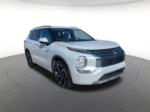2024 Mitsubishi Outlander PHEV SEL
