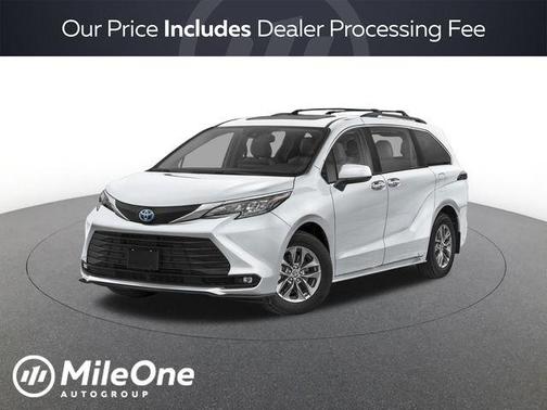Pearl 2026 Toyota Sienna XLE