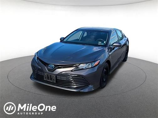 2018 Toyota Camry Hybrid LE