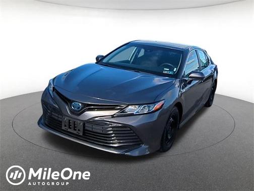 2018 Toyota Camry Hybrid LE