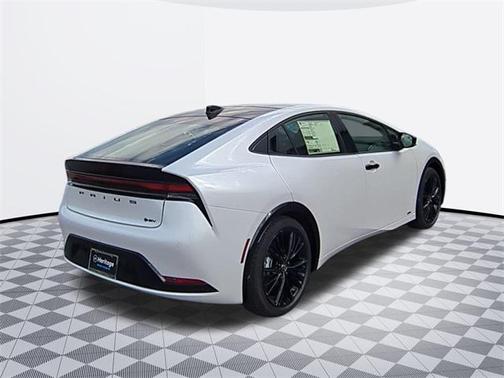2025 Toyota Prius L