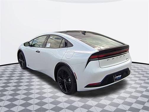 2025 Toyota Prius L