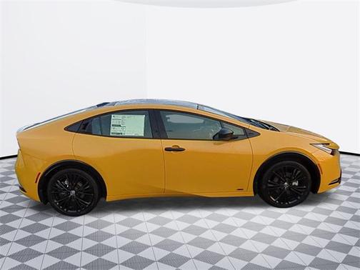 2025 Toyota Prius L