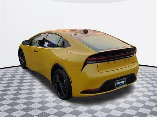 2025 Toyota Prius L