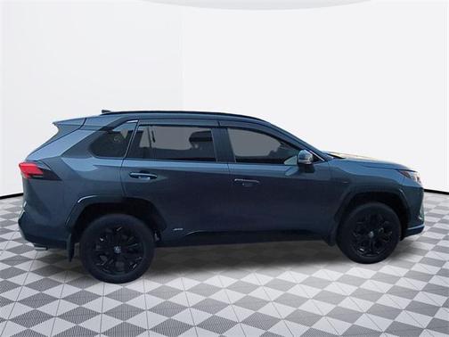 2024 Toyota RAV4 Hybrid SE