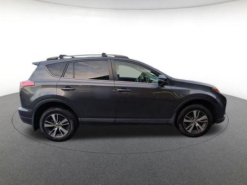 Magnetic Gray Metallic 2018 Toyota RAV4 XLE