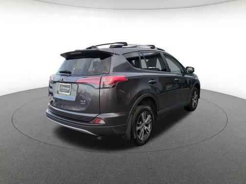 Magnetic Gray Metallic 2018 Toyota RAV4 XLE