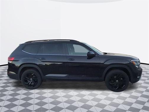 2022 Volkswagen Atlas 3.6L SE w/Technology