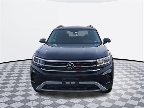 2022 Volkswagen Atlas 3.6L SE w/Technology