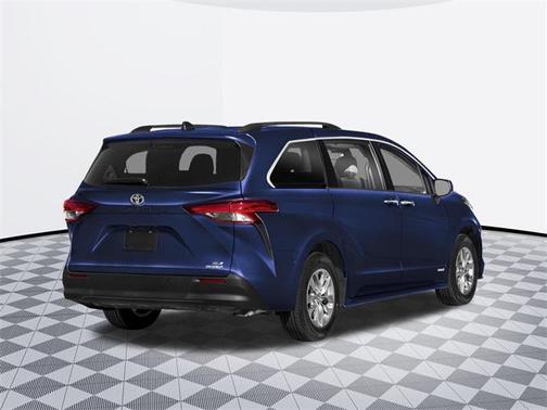 2025 Toyota Sienna XLE 7 Passenger