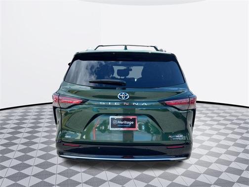2021 Toyota Sienna Platinum 7 Passenger