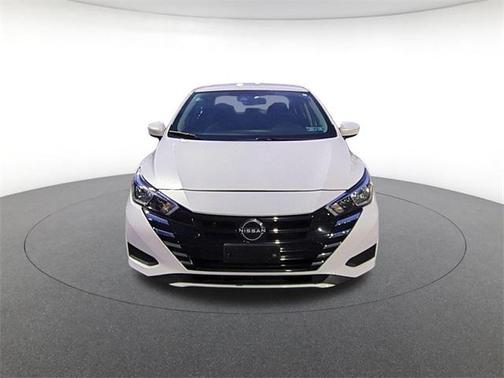 2023 Nissan Versa 1.6 SV