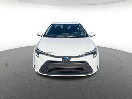 2025 Toyota Corolla Hybrid LE