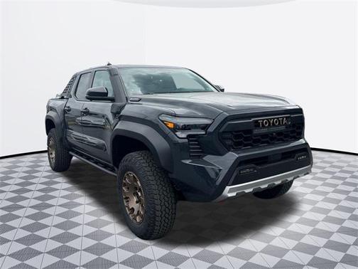 2025 Toyota Tacoma Hybrid Trailhunter