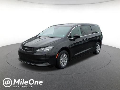 Brilliant Black Clearcoat 2023 Chrysler Voyager LX