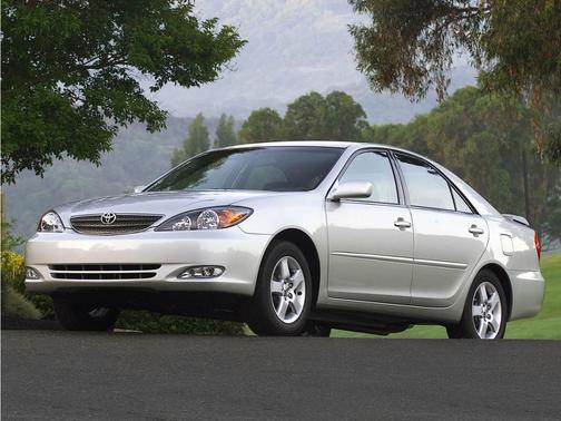 Mineral Green Opalescent 2005 Toyota Camry LE