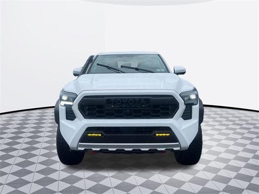 2025 Toyota Tacoma Hybrid Trailhunter
