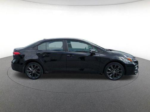 Midnight Black Metallic 2026 Toyota Corolla SE