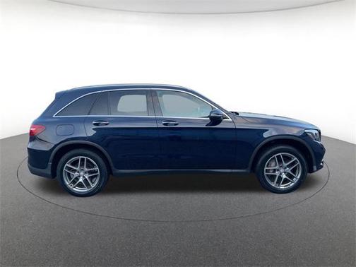 2017 Mercedes-Benz GLC 300 4MATIC
