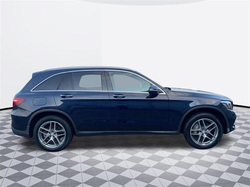 2017 Mercedes-Benz GLC 300 4MATIC