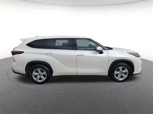 2021 Toyota Highlander LE