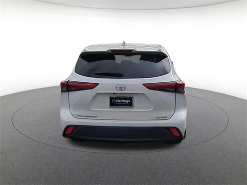 2021 Toyota Highlander LE