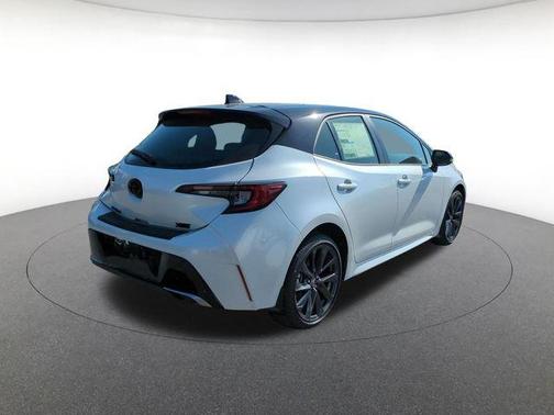 Pear 2026 Toyota Corolla XSE