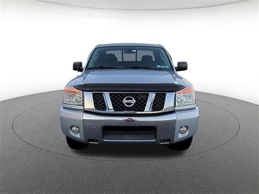 2011 Nissan Titan SV