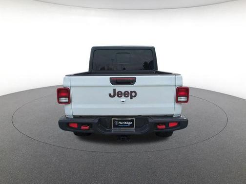 Bright White Clearcoat 2023 Jeep Gladiator Rubicon