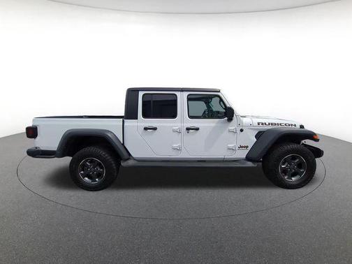 Bright White Clearcoat 2023 Jeep Gladiator Rubicon