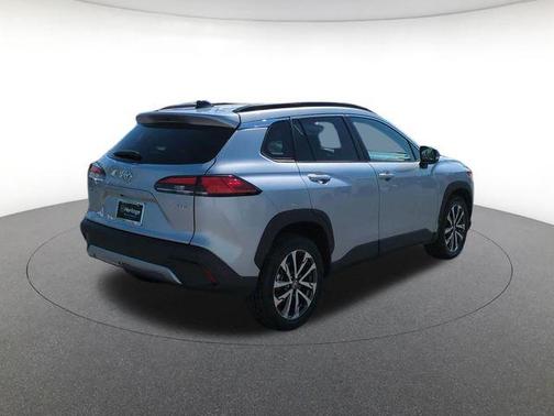 Sonic Silver 2025 Toyota Corolla Cross XLE