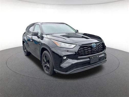 2024 Toyota Highlander Hybrid XLE