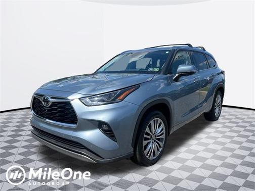 2023 Toyota Highlander Platinum