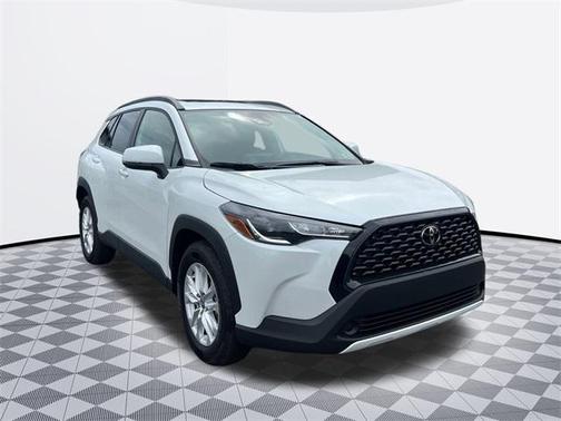 2023 Toyota Corolla Cross LE