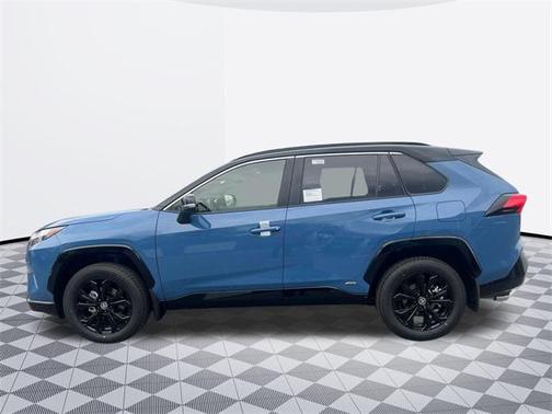 2025 Toyota RAV4 Hybrid SE