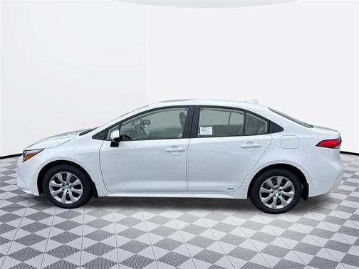 2025 Toyota Corolla Hybrid LE