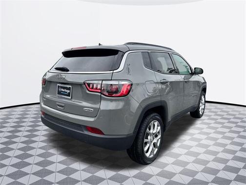 2023 Jeep Compass Latitude Lux