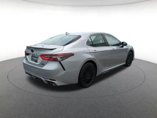 Celestial Silver Metallic 2023 Toyota Camry SE