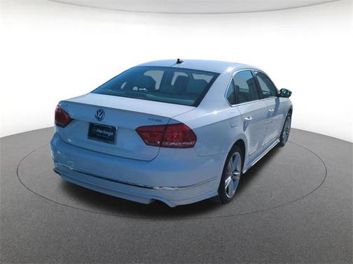 2015 Volkswagen Passat 3.6L V6 DSG SEL Premium