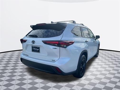 2025 Toyota Highlander Hybrid XLE