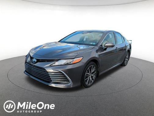 2024 Toyota Camry Hybrid XLE