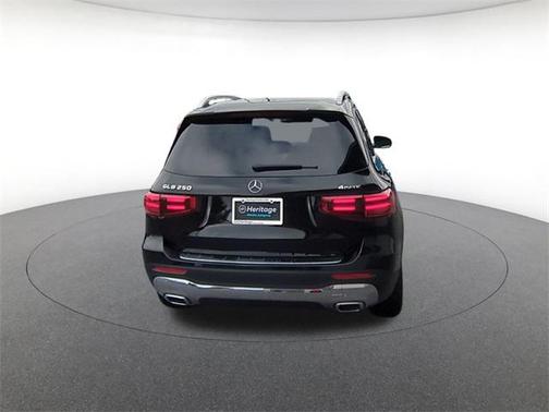 2025 Mercedes-Benz GLB 250 4MATIC