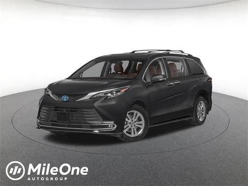 2025 Toyota Sienna Platinum 7 Passenger