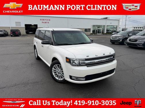 White Platinum 2019 Ford Flex SEL