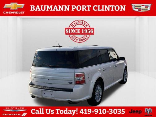 White Platinum Clearcoat Metallic 2019 Ford Flex SEL