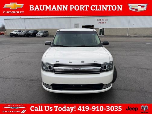 White Platinum 2019 Ford Flex SEL