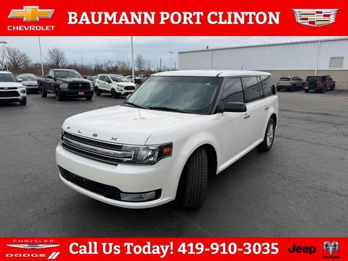 White Platinum 2019 Ford Flex SEL