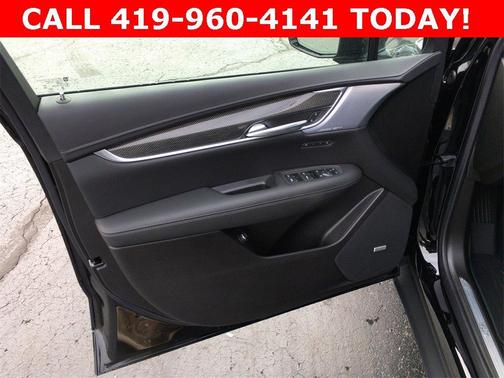 2026 Cadillac XT5 Sport